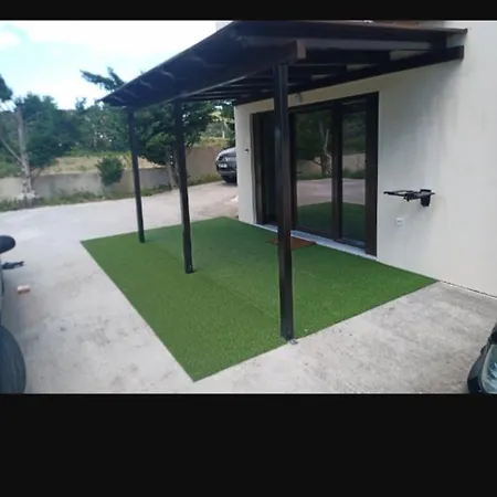 Emi's House Διαμέρισμα *