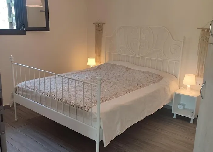 דירה Emi's House Karioupolis